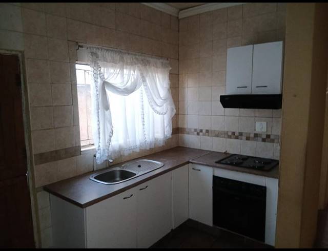 2 BEDROOM HOUSE FOR SALE IN EVATON WEST